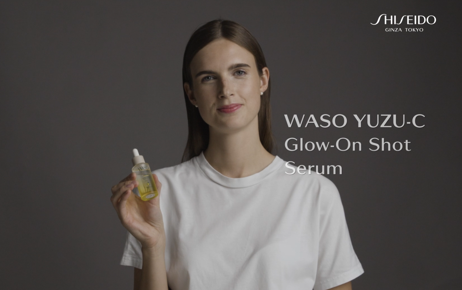 Entdecke unser YUZU Glow-On-Shot Serum